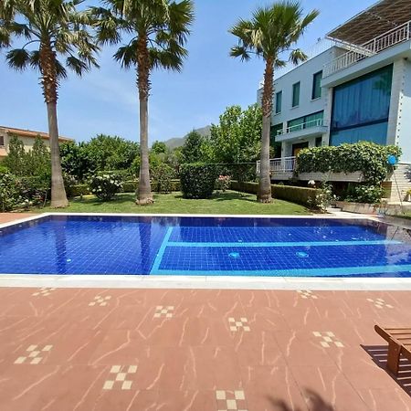 Family Beach Swimming Pool Villa Luanit Трагьяс Экстерьер фото